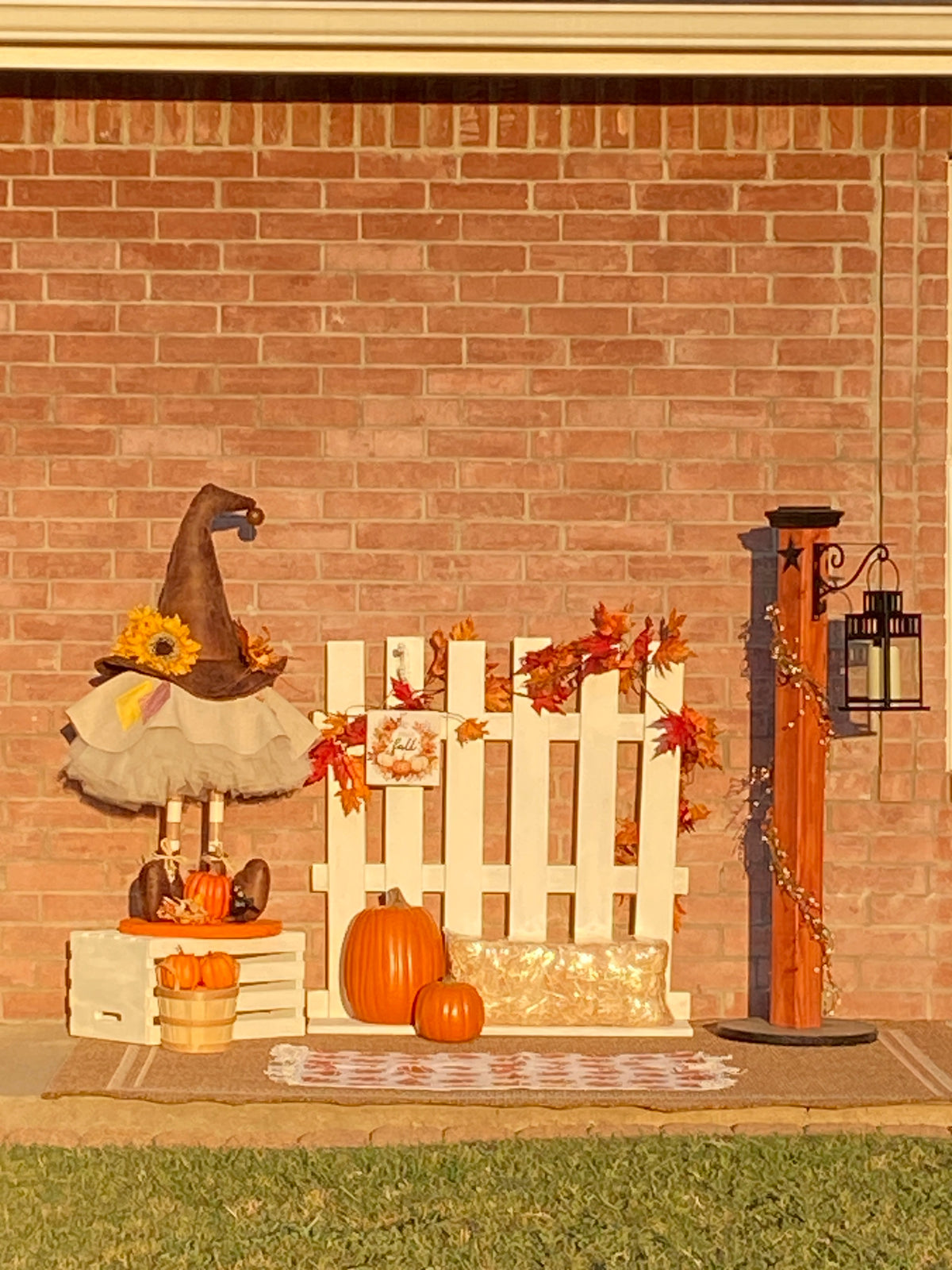 The Other Scarecrow Porch Staging Package (For Medium Porches)